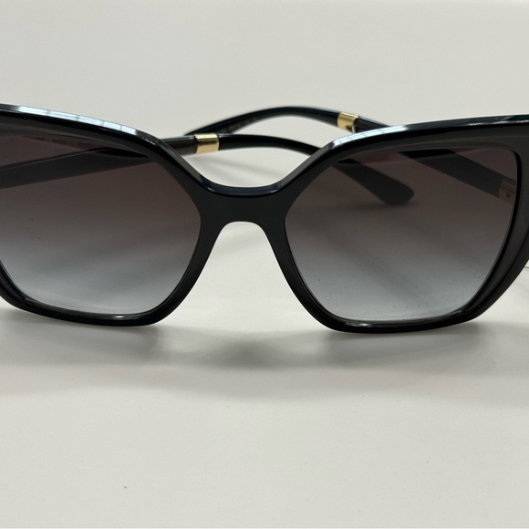 Dolce and Gabbana Brand New Sunglasses - GORGEOUS - Picture 5 of 8